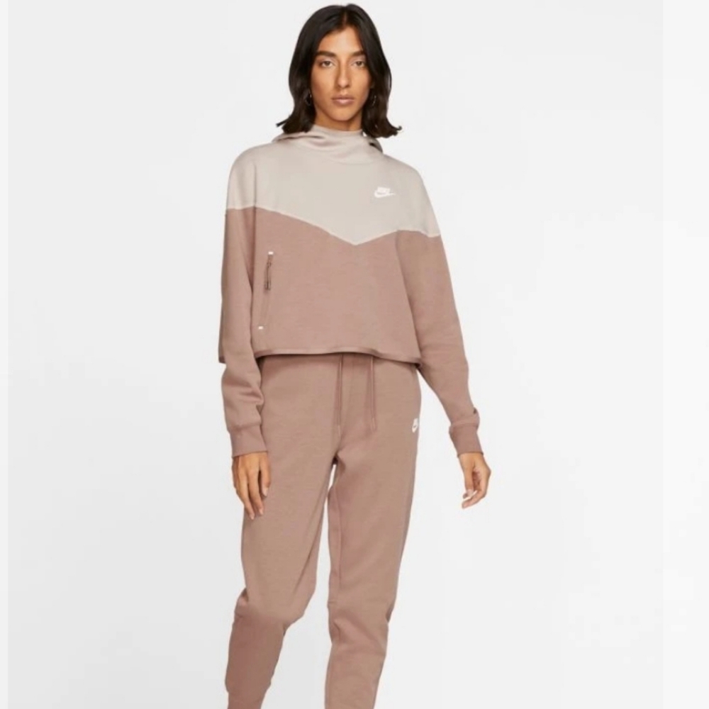 NWT Nike Womens colour block crop hoodie